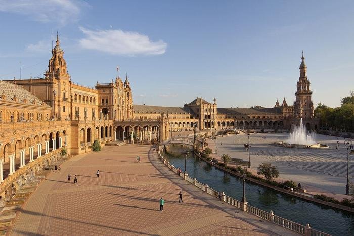 Andalucía en 7 días: Sevilla, Córdoba, Granada y la costa